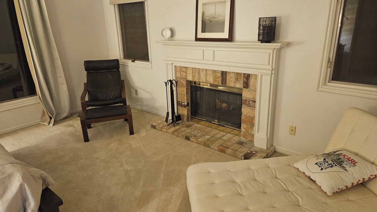 Photo of Livingroom in Sandy