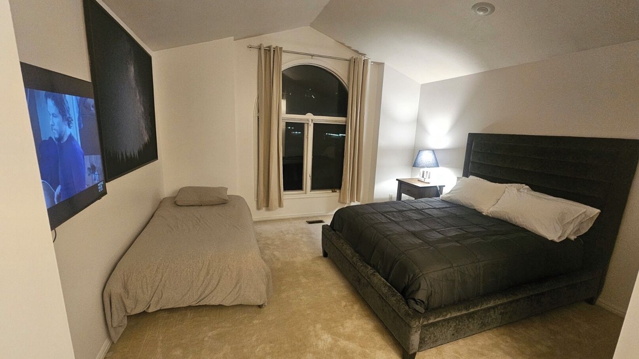 Photo of Bedroom in Sandy