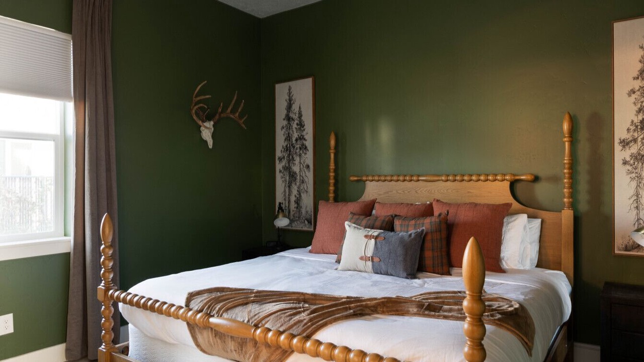 Photo of Bedroom in South Salt Lake