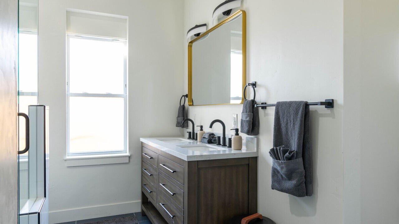 Photo of Bathroom in South Salt Lake