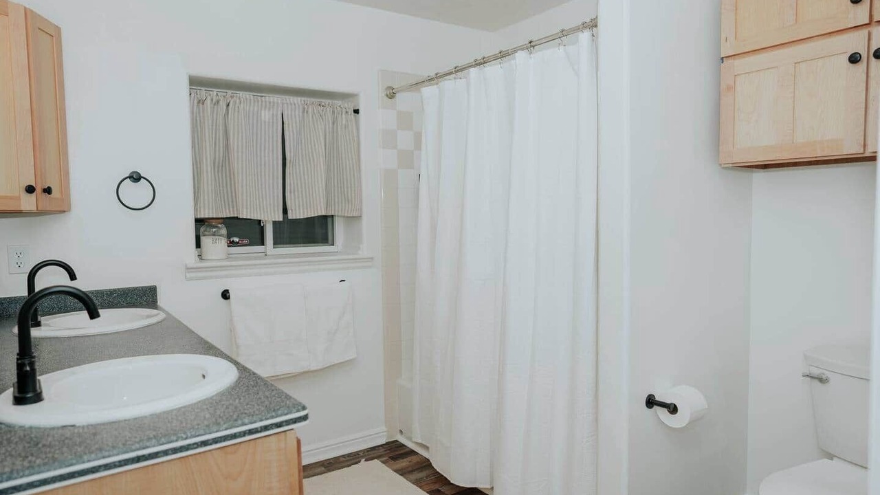 Photo of Bathroom in Silver Summit