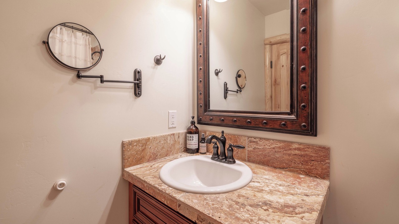Photo of Bathroom in Upper Moonridge