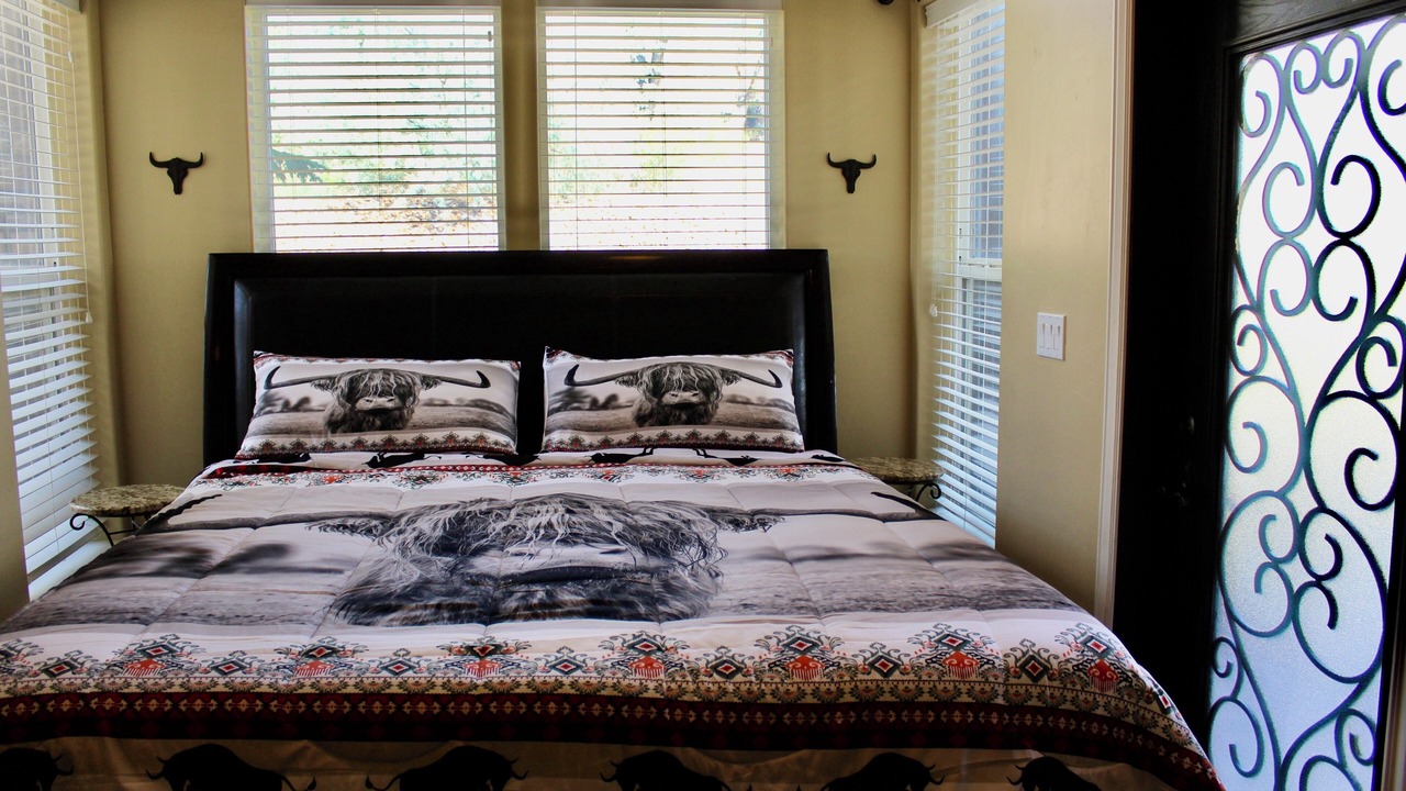 Photo of Bedroom in Price