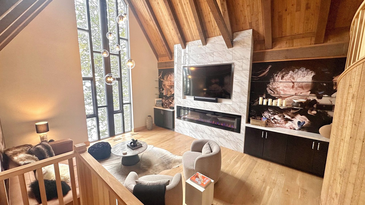 Photo of Livingroom in Summit Park