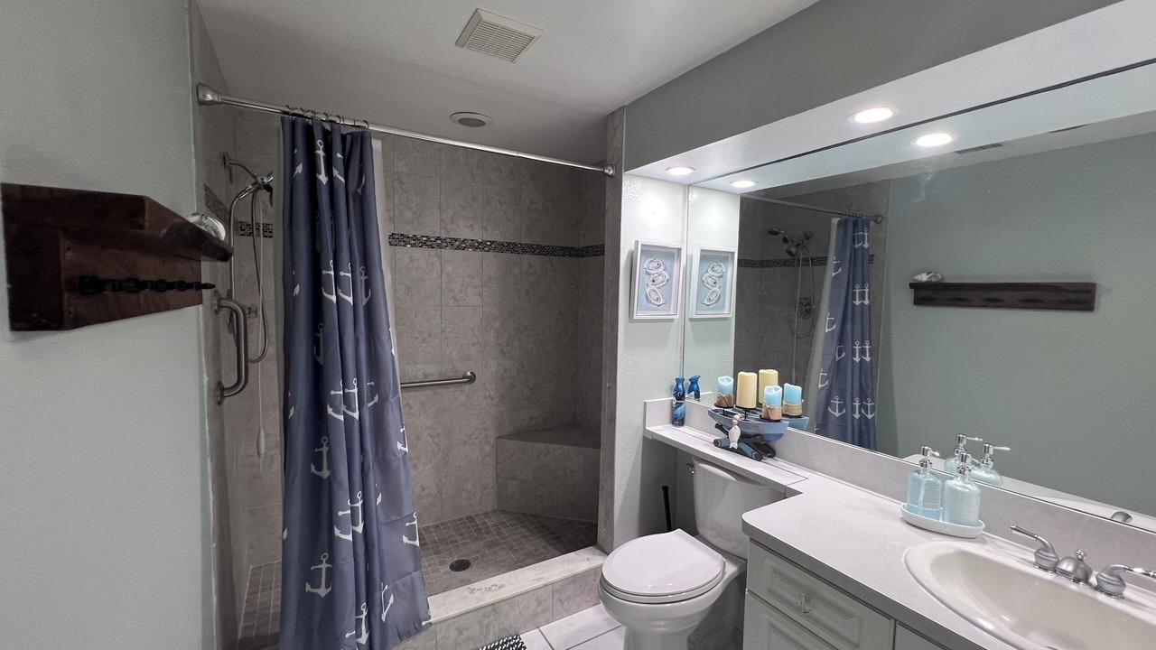 Photo of Bathroom in Chassahowitzka