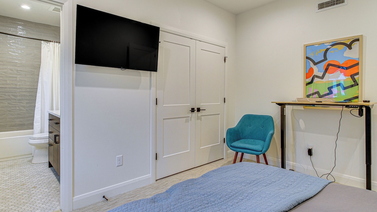 Photo of Bedroom in East Central
