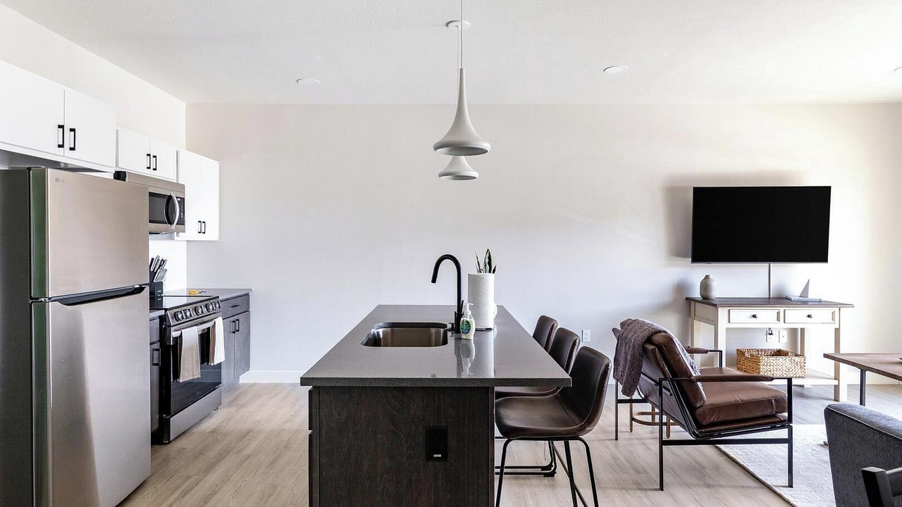 Photo of Kitchen in People's Freeway