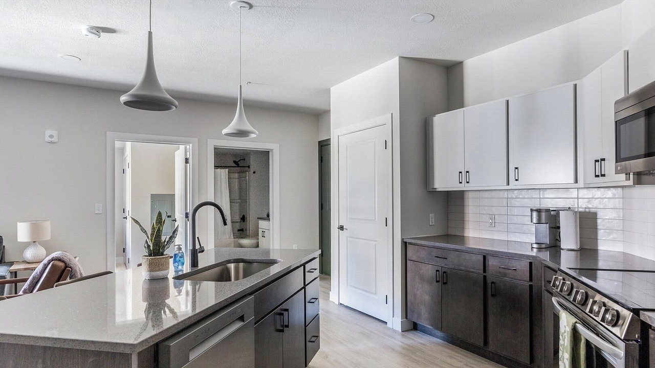 Photo of Kitchen in People's Freeway