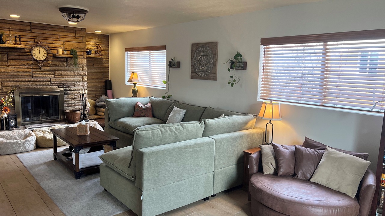 Photo of Livingroom in South Salt Lake