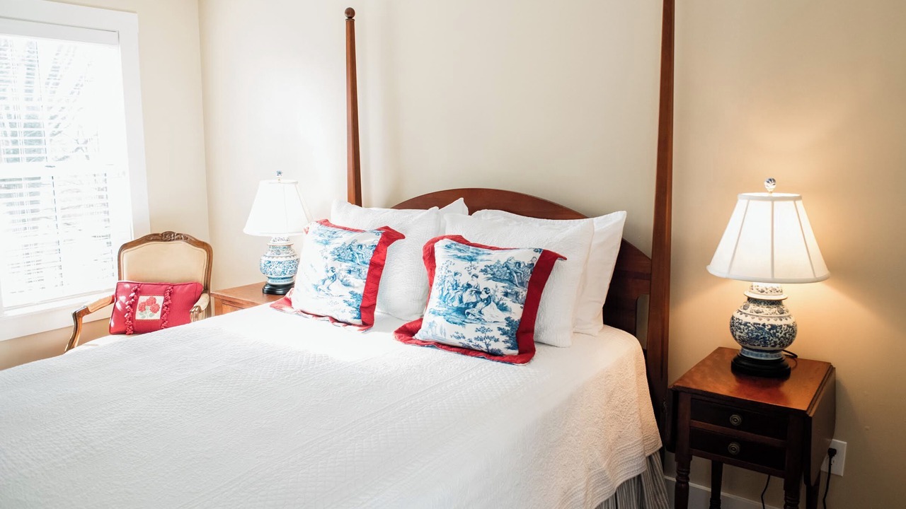 Photo of Bedroom in Millersburg