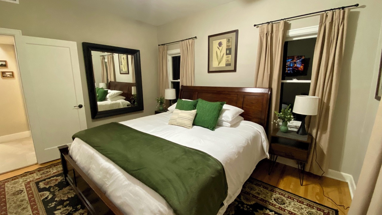 Photo of Bedroom in Holladay