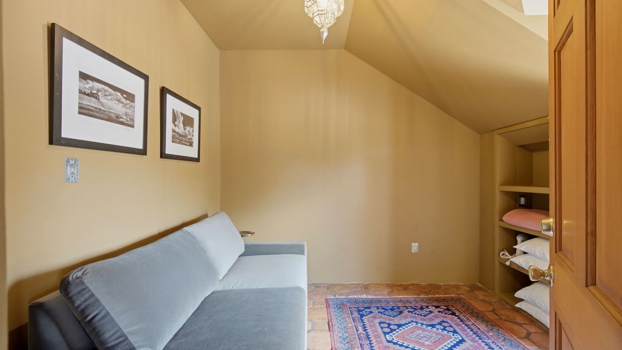 Photo of Livingroom in Downtown Santa Fe