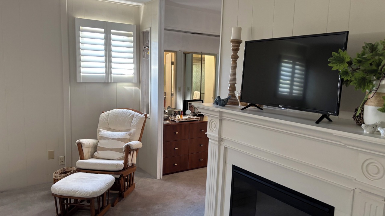 Photo of Livingroom in Lawrence Welk Resort Village