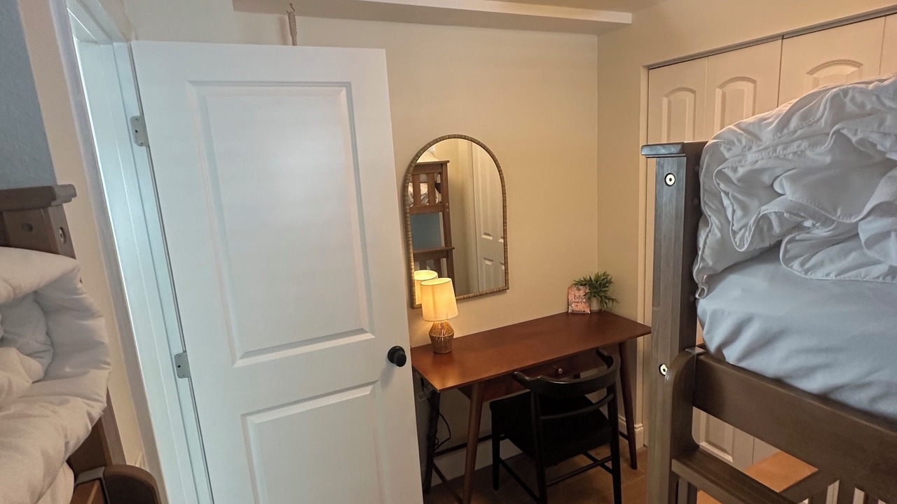 Photo of Bedroom in Weeki Wachee Gardens