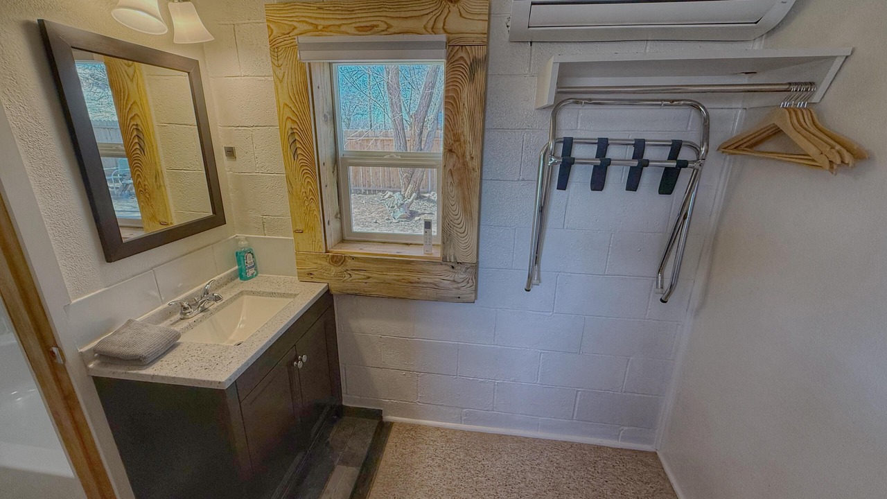 Photo of Bathroom in Bluff