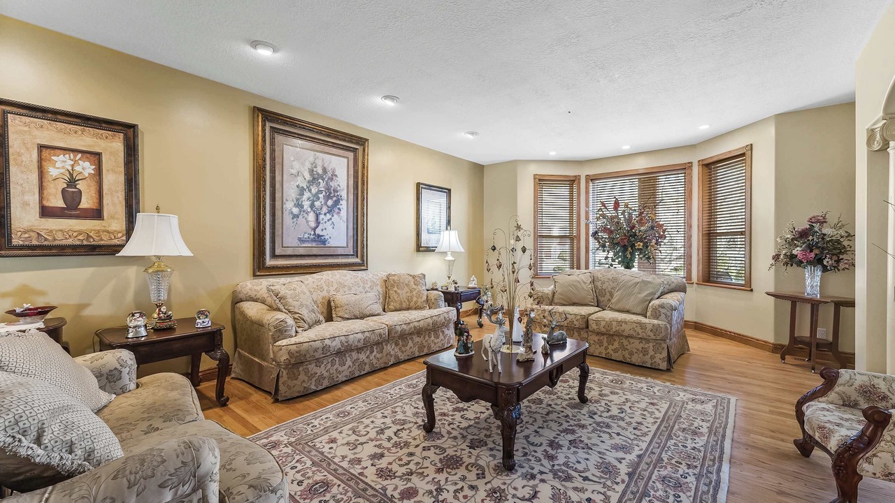 Photo of Livingroom in Layton