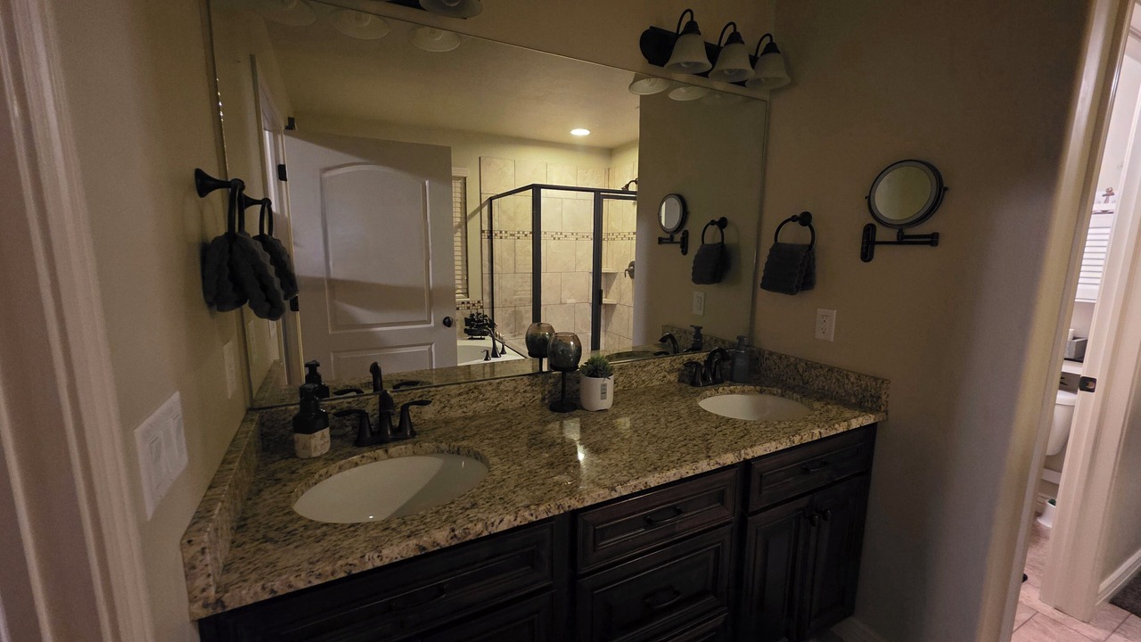 Photo of Bathroom in Layton