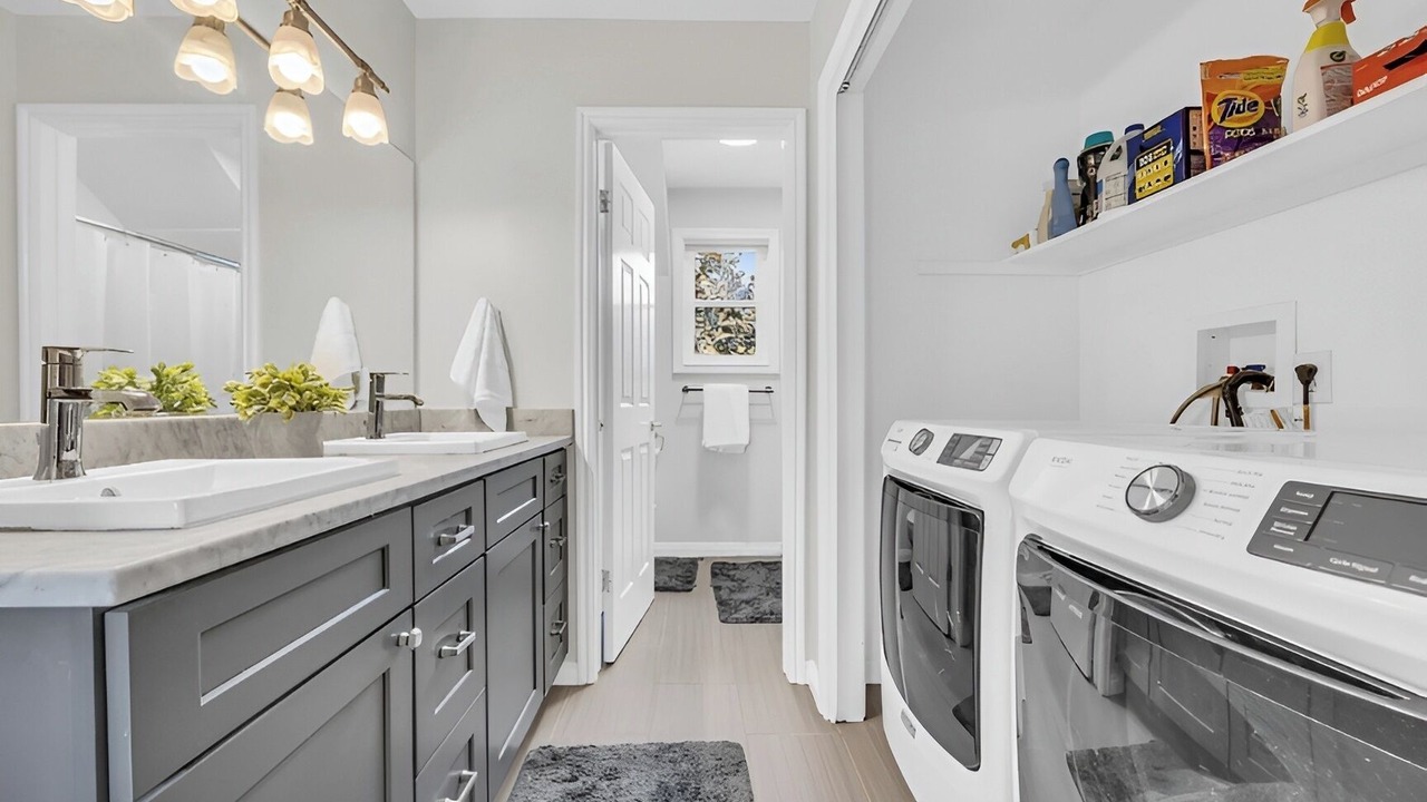 Photo of Bathroom in Cottonwood Heights