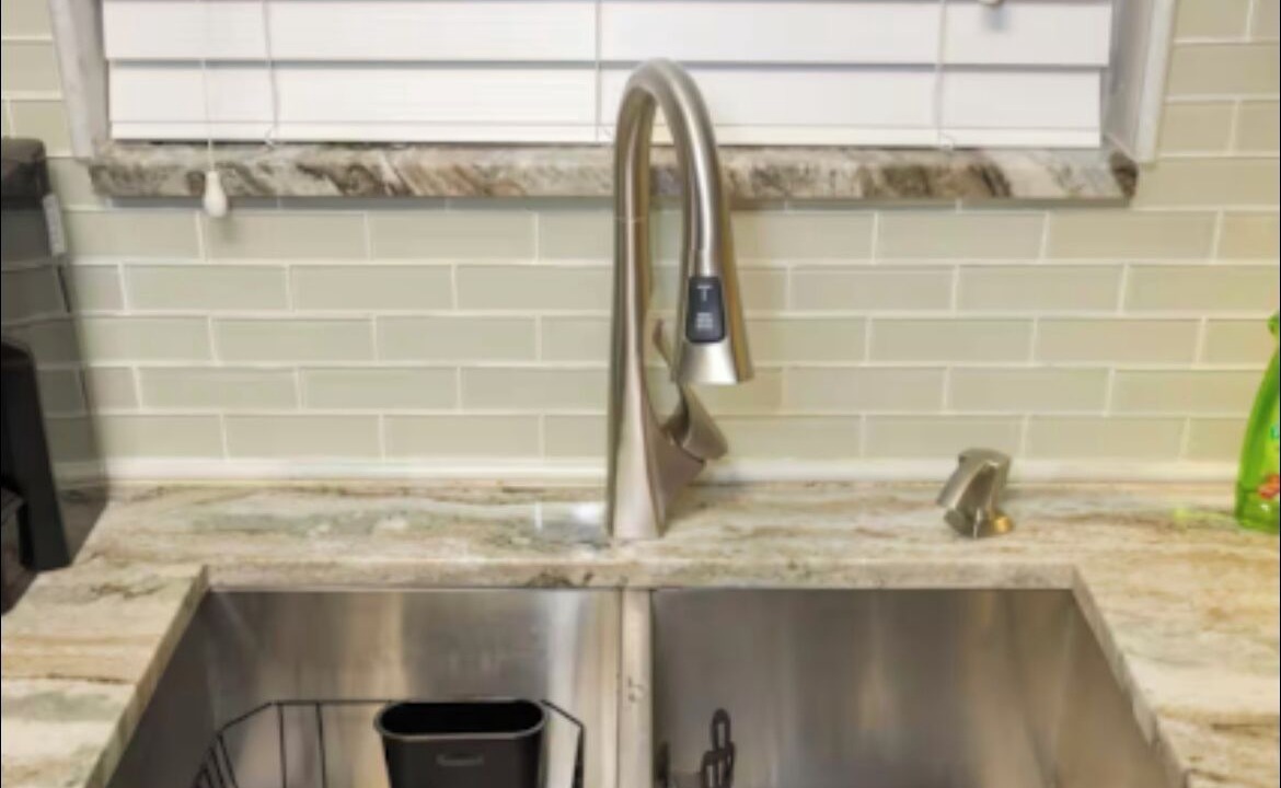 Photo of Kitchen in Egypt Lake-Leto