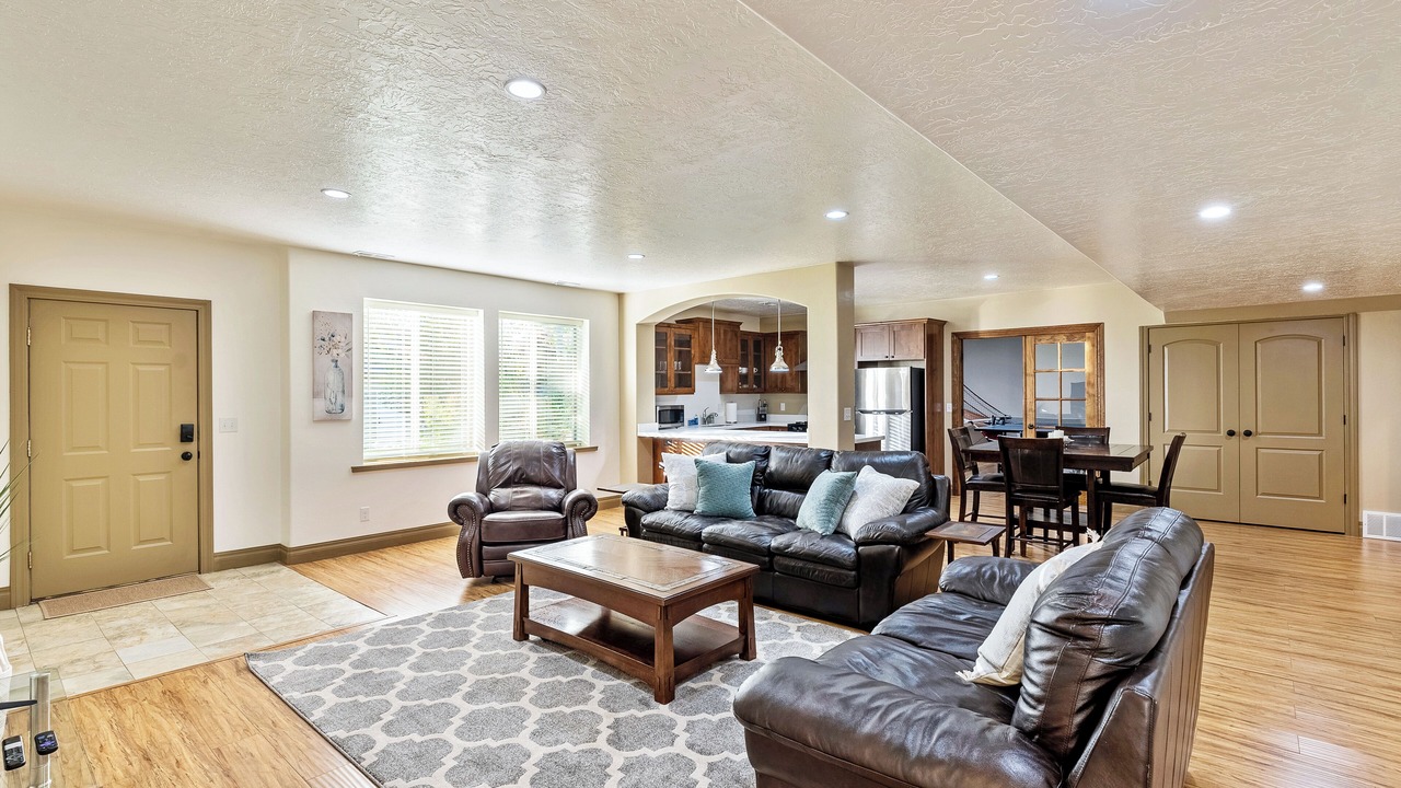 Photo of Livingroom in Foot Hills