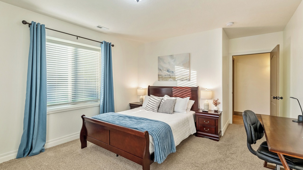 Photo of Bedroom in Foot Hills