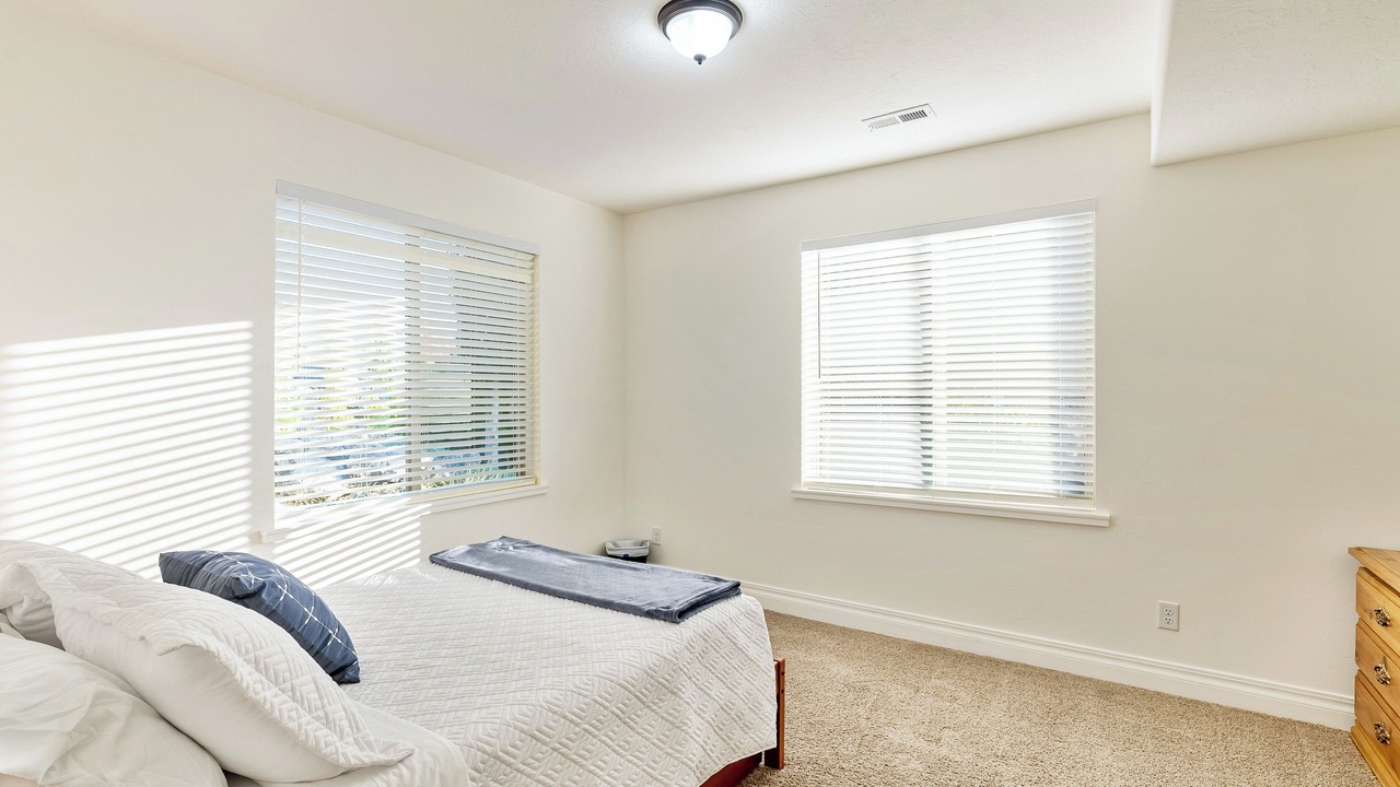 Photo of Bedroom in Foot Hills