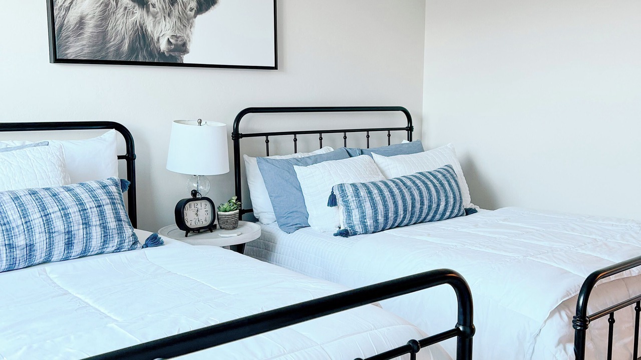 Photo of Bedroom in Granite