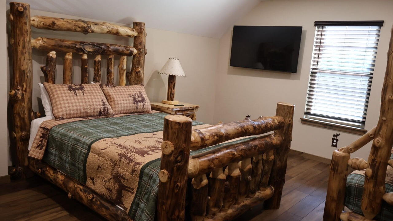 Photo of Bedroom in Hollister