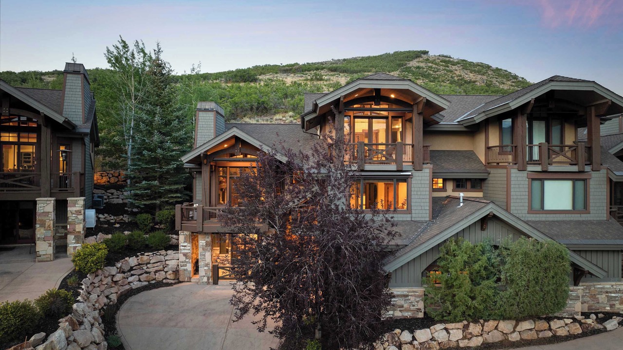 Photo of Outdoor in Park Meadows