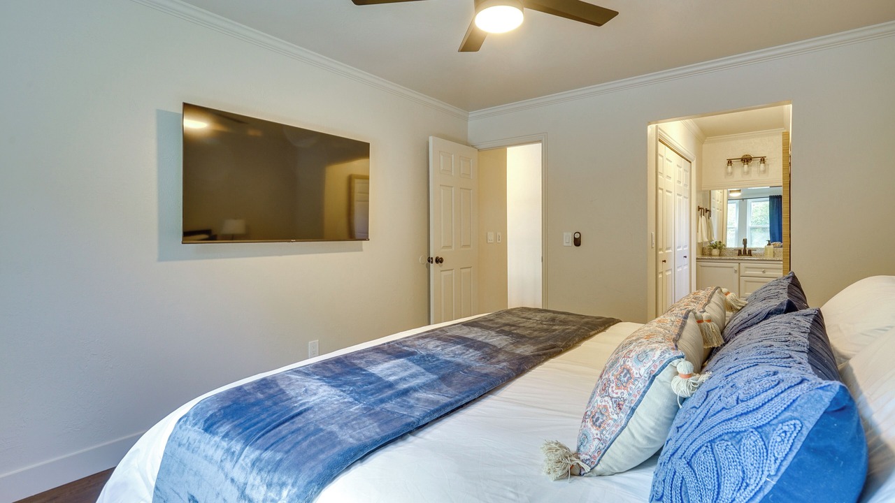 Photo of Bedroom in Cottonwood Heights