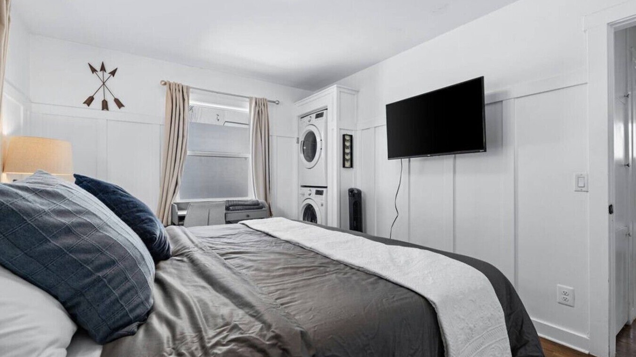 Photo of Bedroom in South Salt Lake