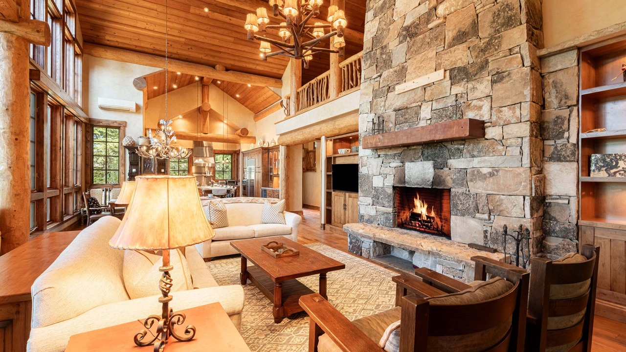 Photo of Livingroom in Deer Valley
