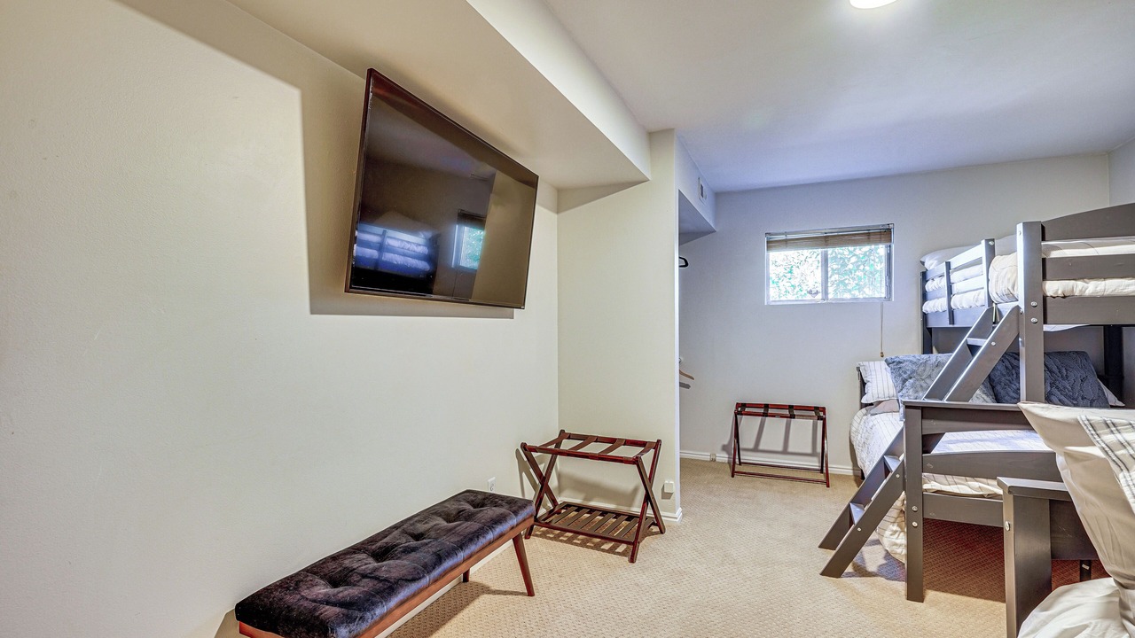 Photo of Bedroom in Granite