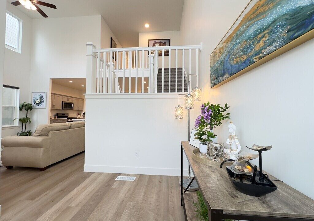 Photo of Livingroom in Lehi