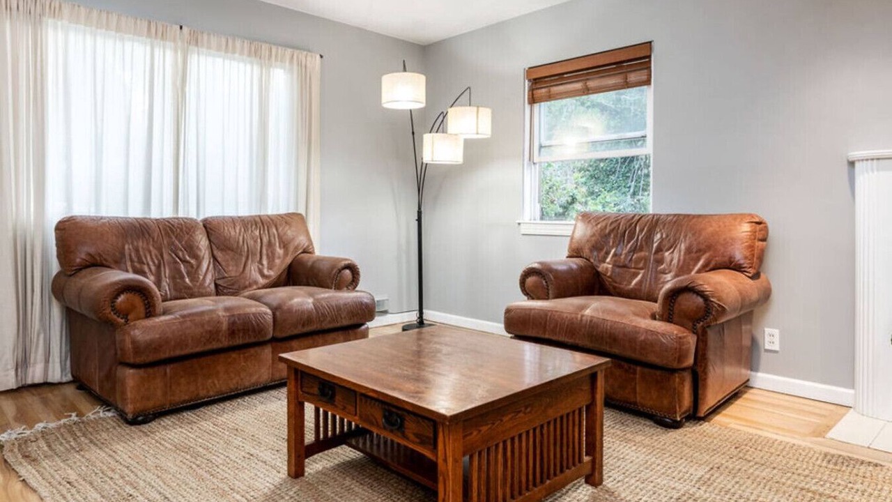 Photo of Livingroom in East Millcreek