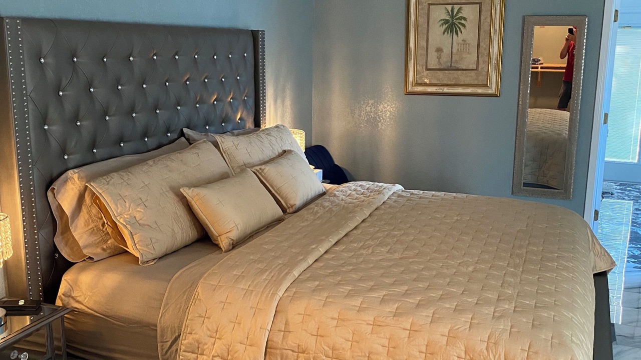 Photo of Bedroom in Lake Valencia