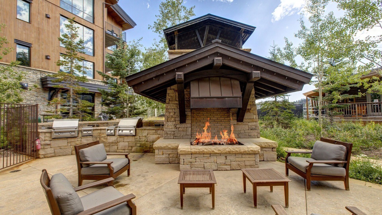 Photo of Patio Balcony in Empire Pass