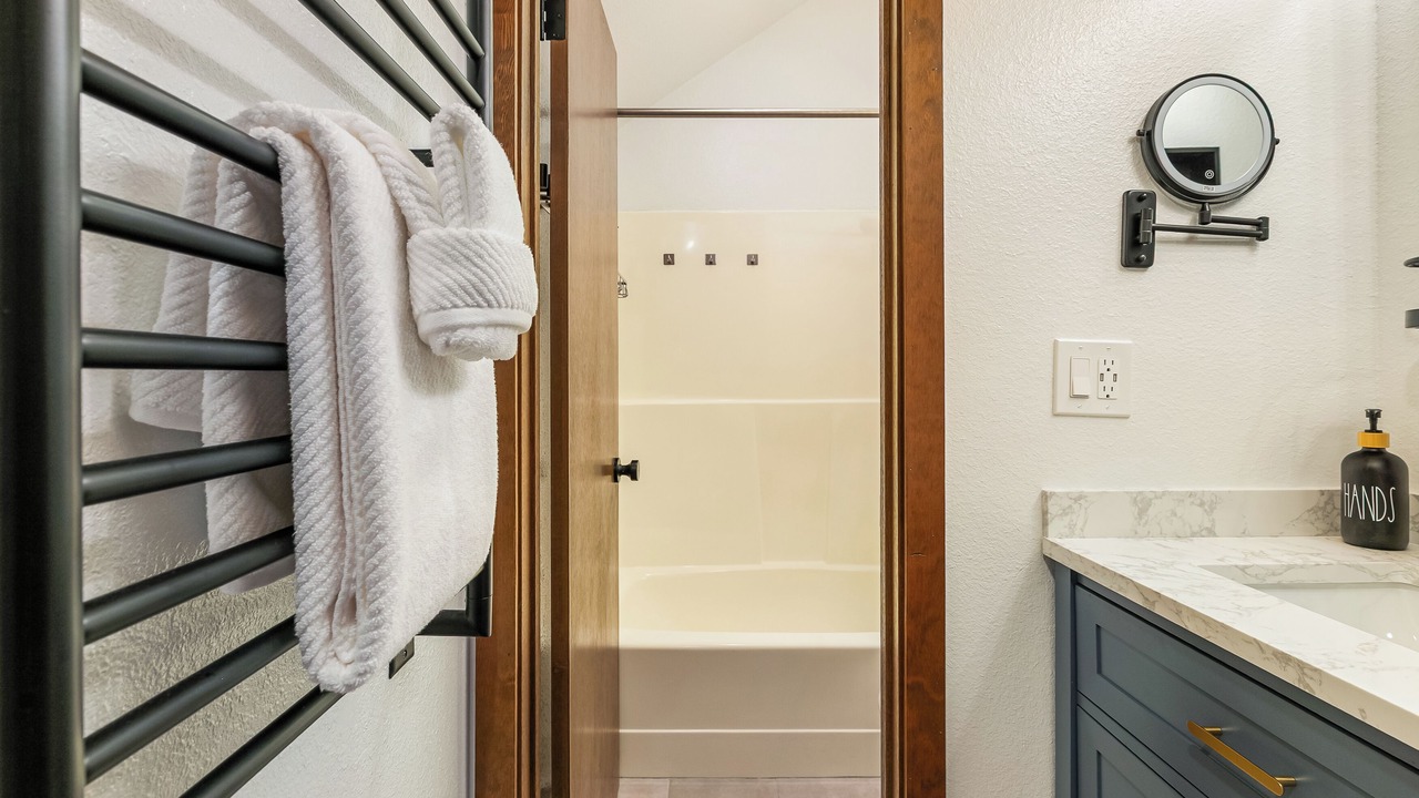 Photo of Bathroom in Glacier