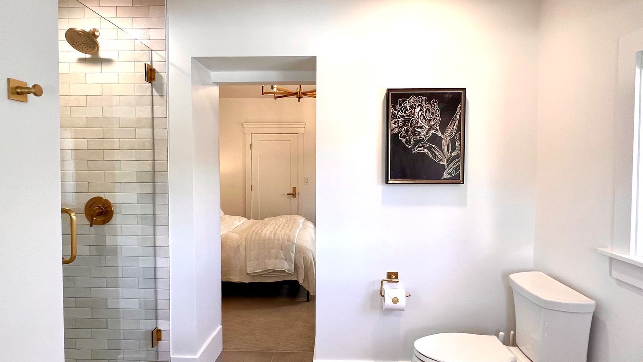 Photo of Bathroom in Downtown Salt Lake City