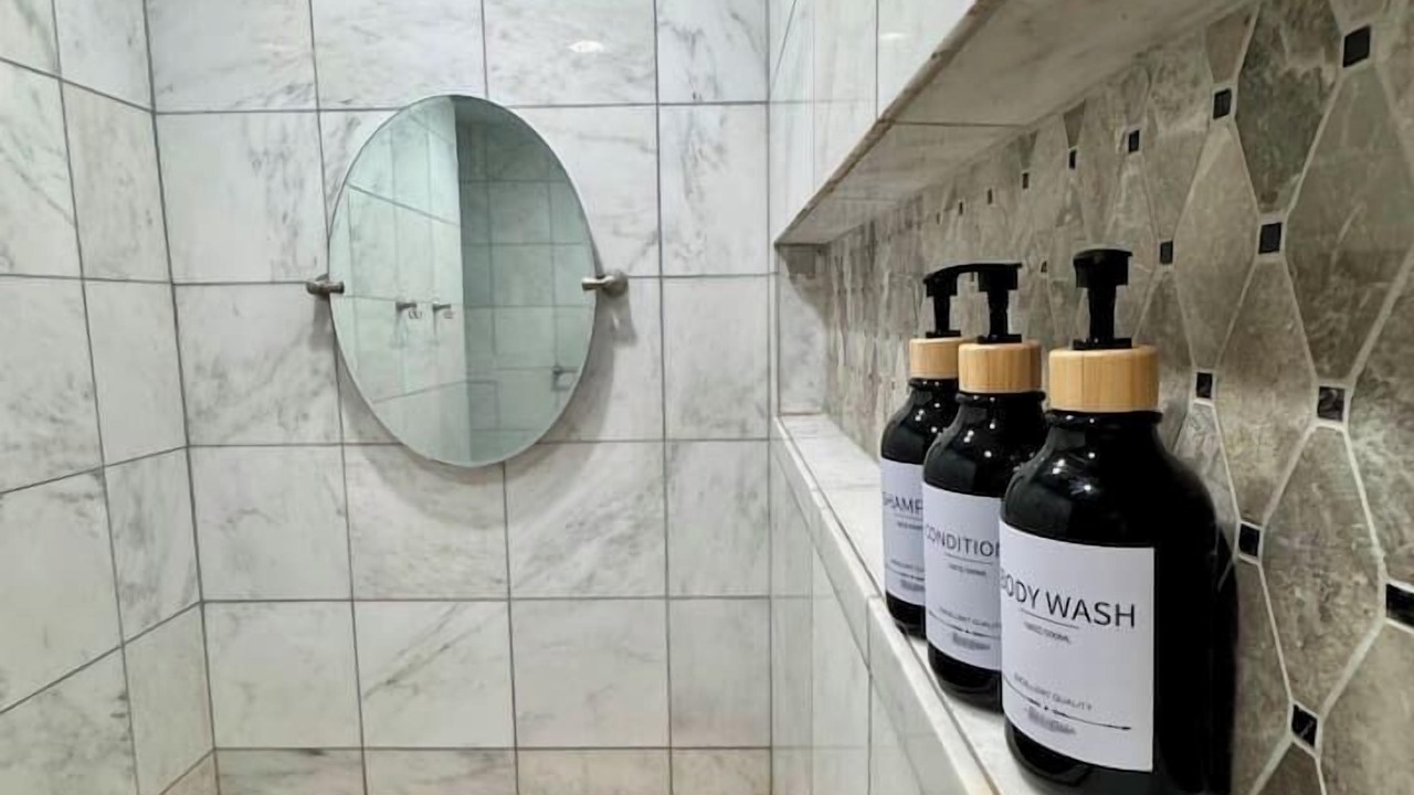 Photo of Bathroom in Canyon Lake
