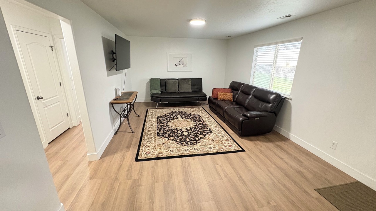 Photo of Livingroom in Pleasant Grove