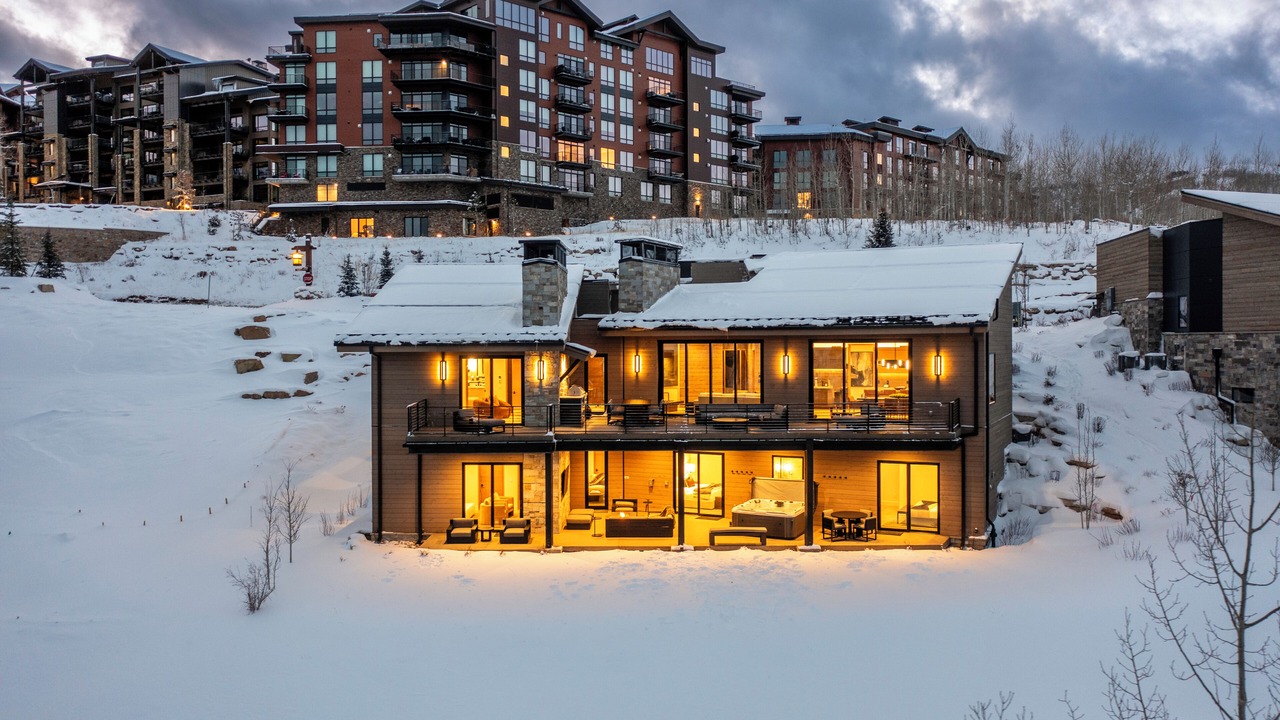 Photo of Outdoor in Empire Pass