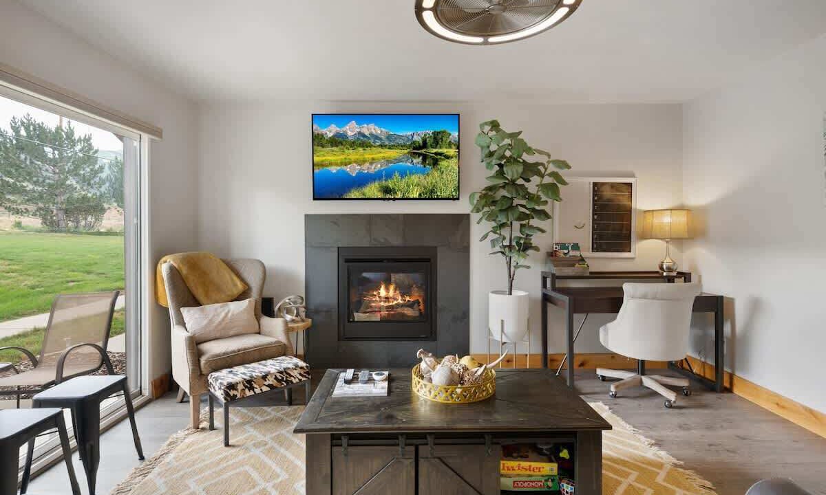 Photo of Livingroom in South Snyderville Basin