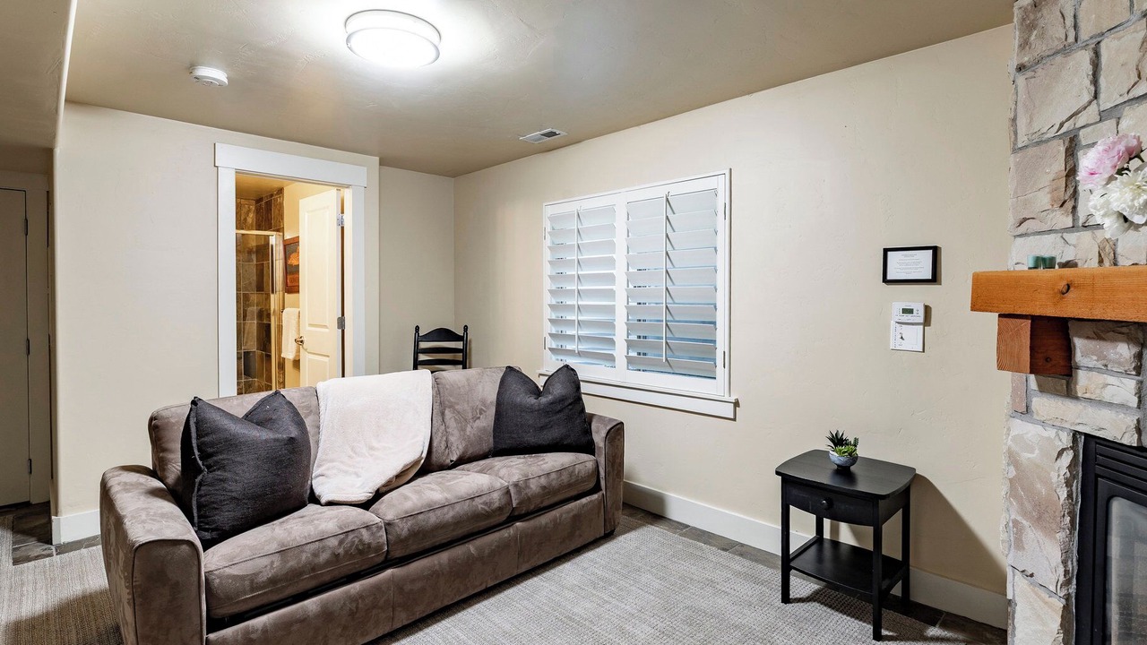 Photo of Livingroom in Bear Hollow Village