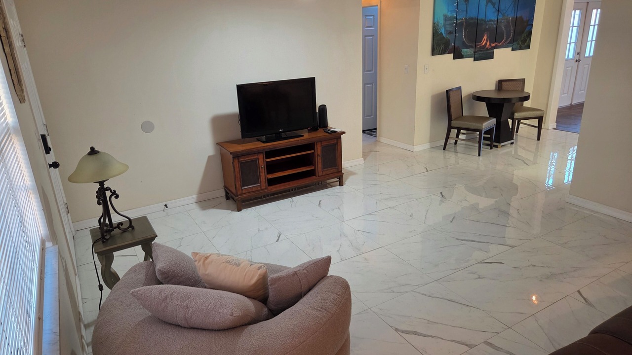 Photo of Livingroom in Bayonet Point