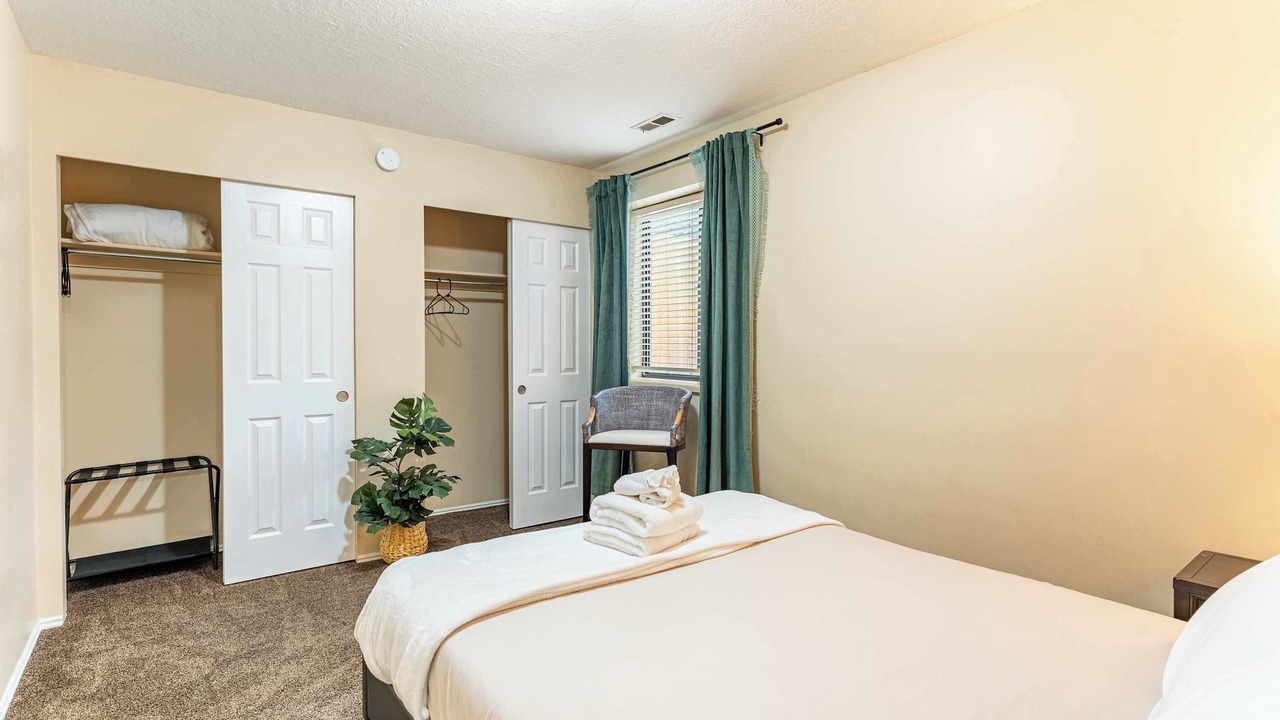 Photo of Bedroom in South Salt Lake