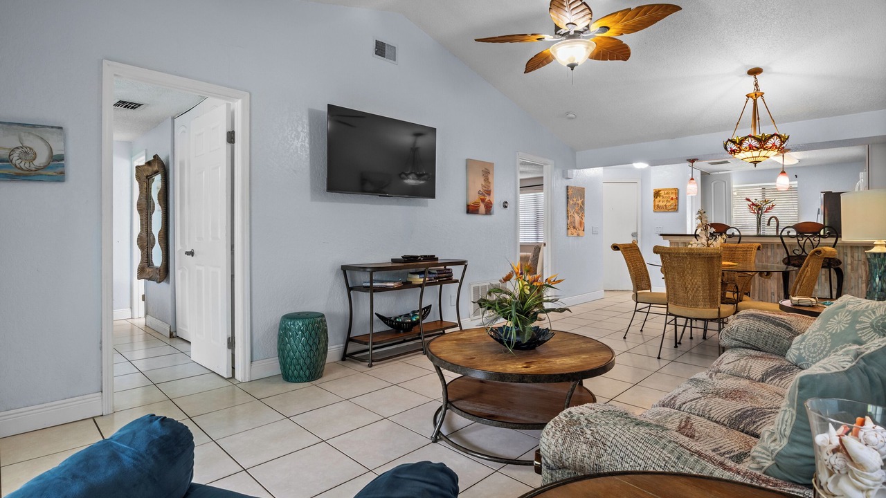 Photo of Bedroom in Oldsmar