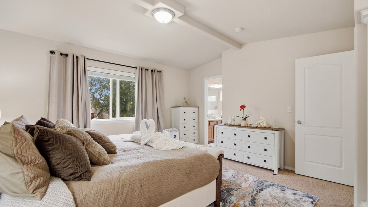 Photo of Bedroom in Marysville