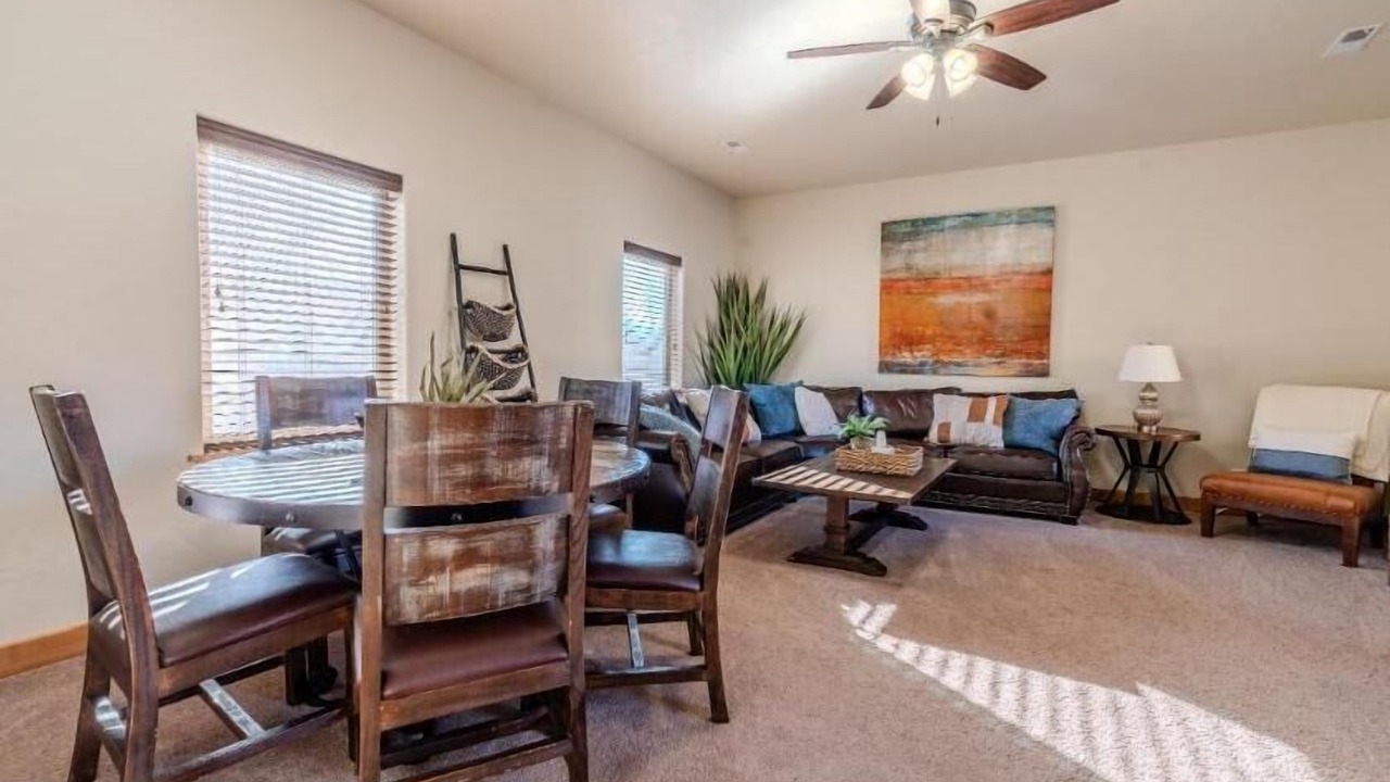 Photo of Livingroom in Moab