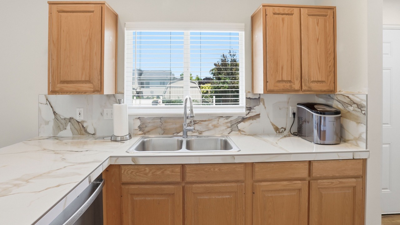 Photo of Kitchen in Roy